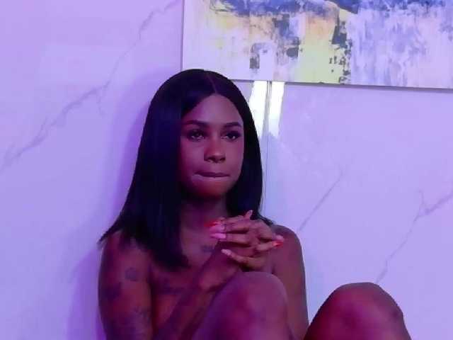 kinkyandsavage live cam on BongaCams
