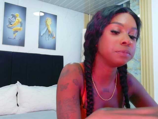 kinkyandsavage live webcam show