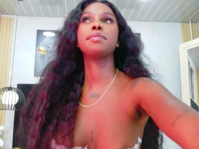 kinkyandsavage live cam on BongaCams