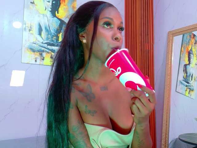 kinkyandsavage live cam on BongaCams