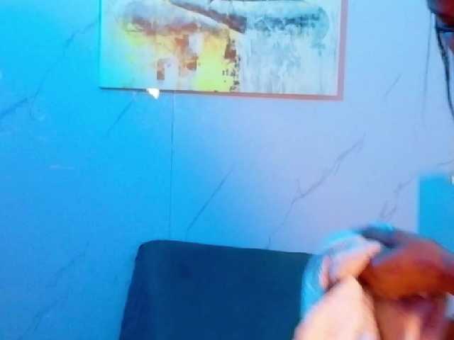 kinkyandsavage live cam on BongaCams