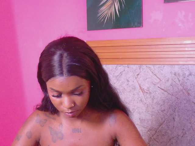 kinkyandsavage's BongaCams show and profile