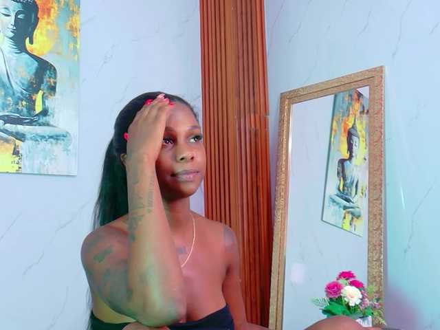 kinkyandsavage live cam on BongaCams