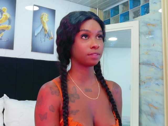 kinkyandsavage live webcam show