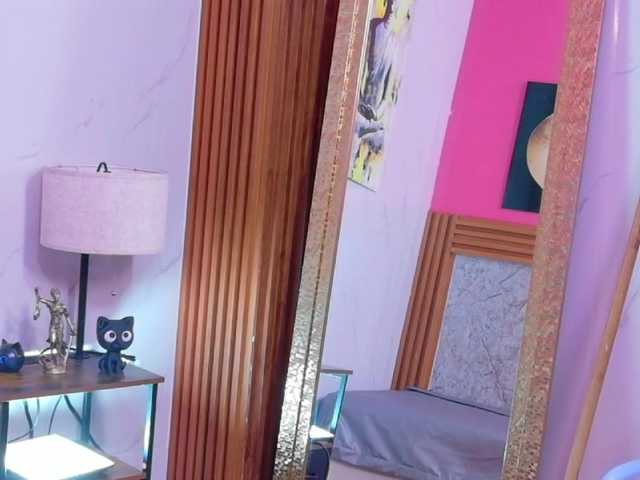 kinkyandsavage live cam
