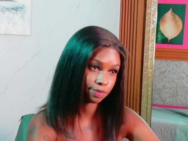 kinkyandsavage live cam on BongaCams
