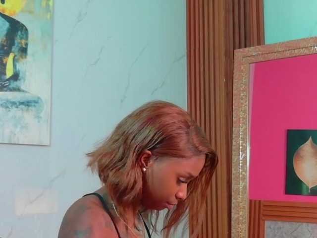 kinkyandsavage live cam on BongaCams
