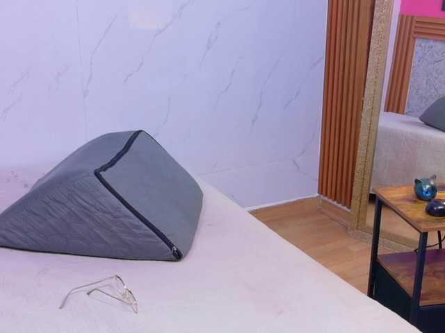 kinkyandsavage live cam