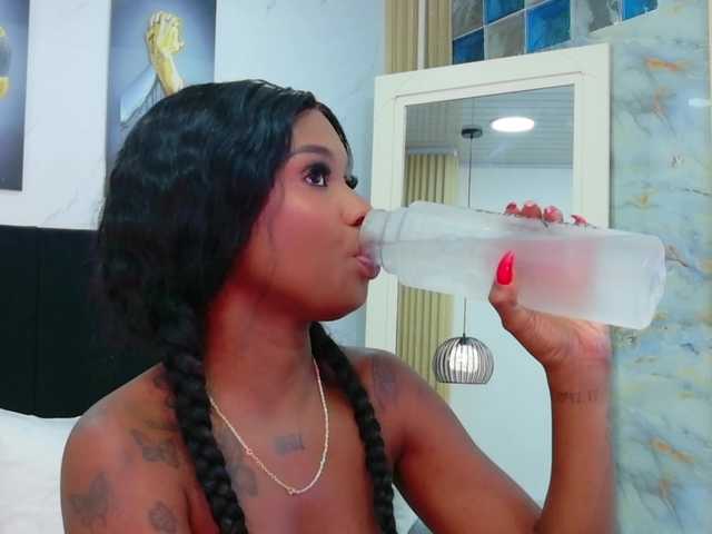 kinkyandsavage live webcam show