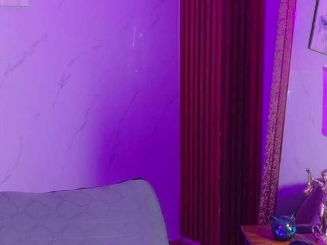 kinkyandsavage live cam on BongaCams