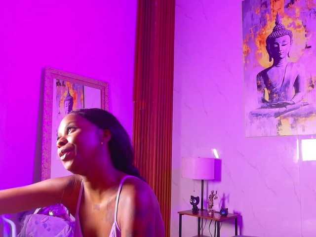 kinkyandsavage live cam on BongaCams