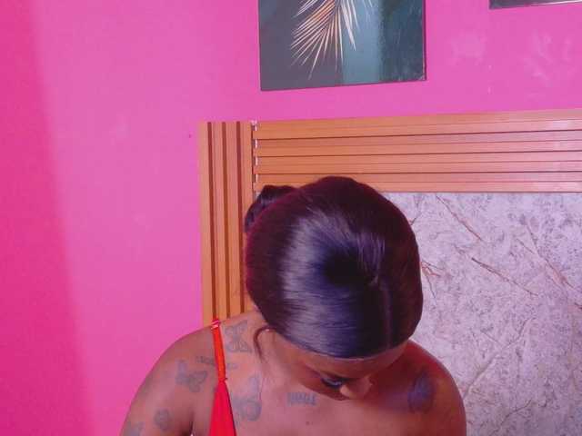 kinkyandsavage's BongaCams show and profile