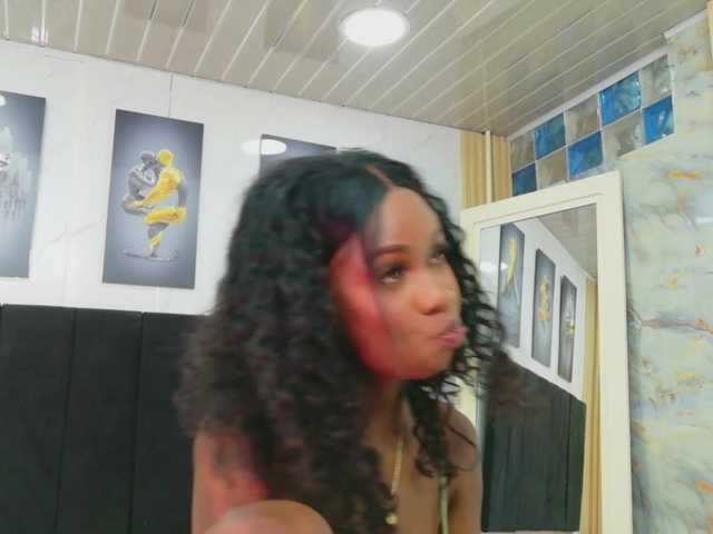 kinkyandsavage live cam on BongaCams