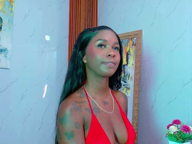 kinkyandsavage live cam on BongaCams