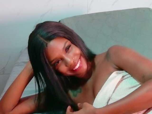 kinkyandsavage live cam on BongaCams