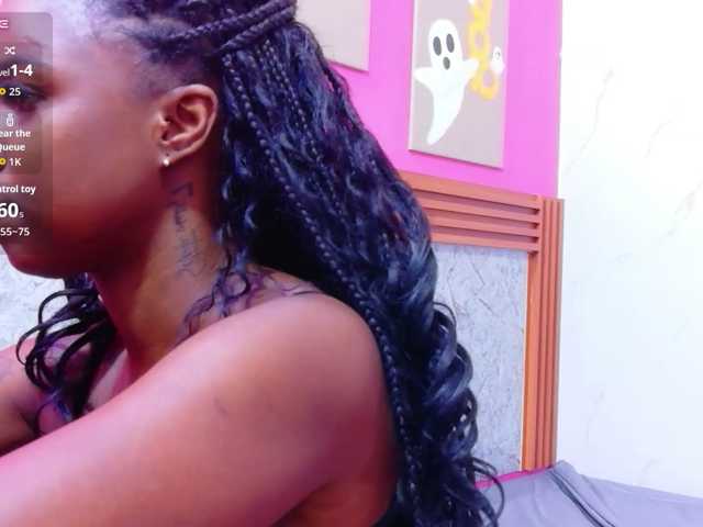 kinkyandsavage live cam on BongaCams