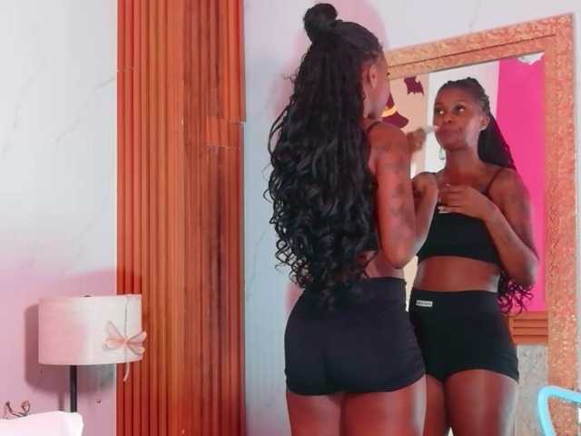 kinkyandsavage live cam on BongaCams