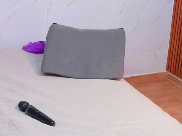 kinkyandsavage live cam on BongaCams
