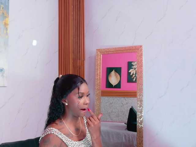 kinkyandsavage live cam on BongaCams