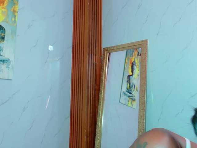 kinkyandsavage live cam on BongaCams