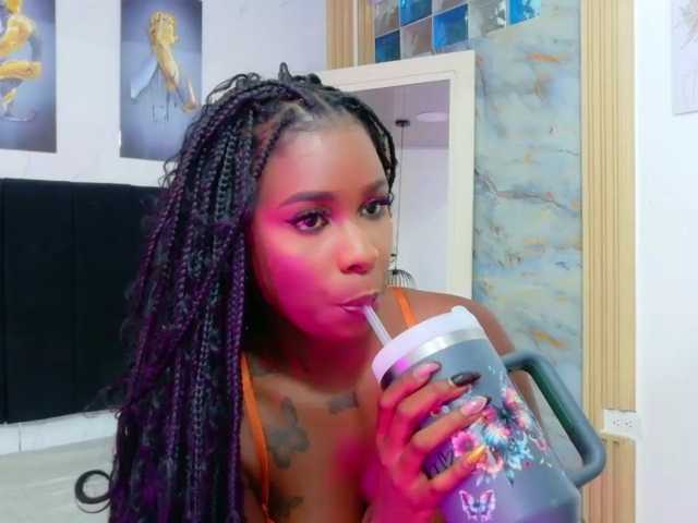 kinkyandsavage live cam on BongaCams