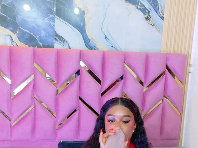 kinkyandsavage live cam on BongaCams