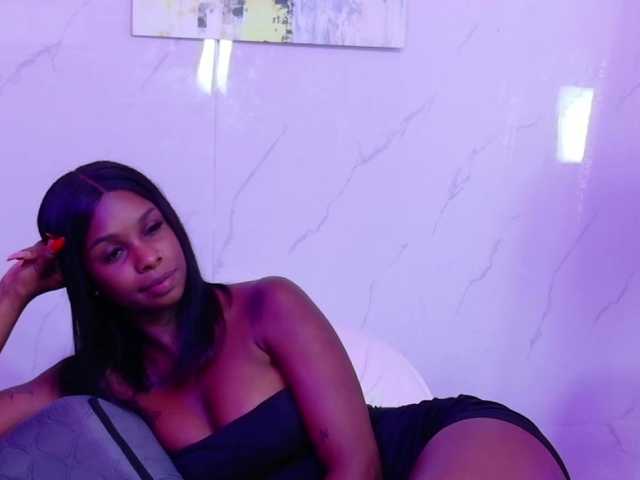 kinkyandsavage live cam on BongaCams