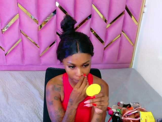 kinkyandsavage live cam on BongaCams
