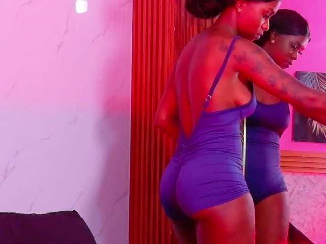 kinkyandsavage live webcam show