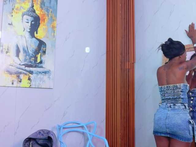 kinkyandsavage live cam on BongaCams