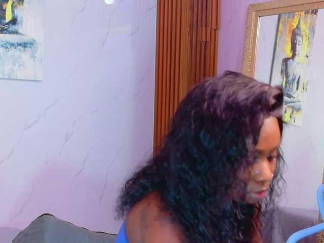 kinkyandsavage live cam on BongaCams