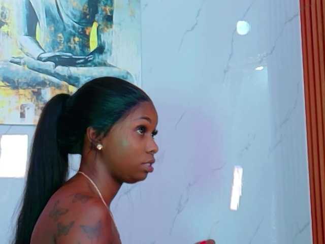 kinkyandsavage live cam on BongaCams