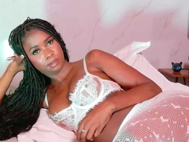 kinkyandsavage live cam on BongaCams