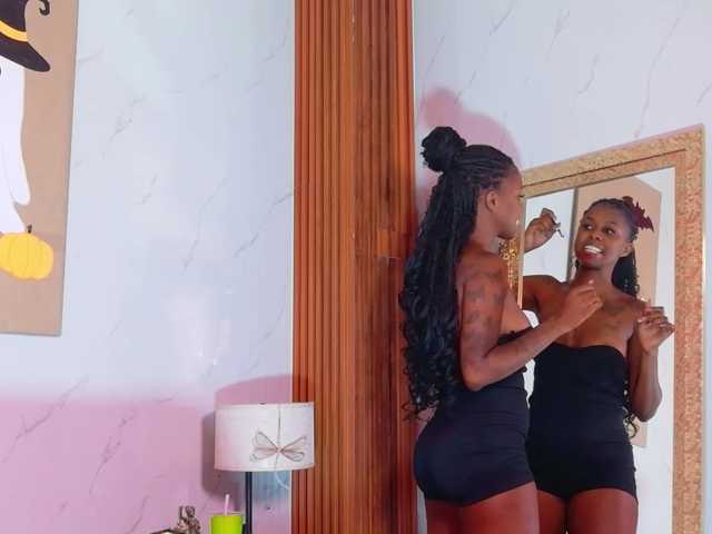 kinkyandsavage live cam on BongaCams