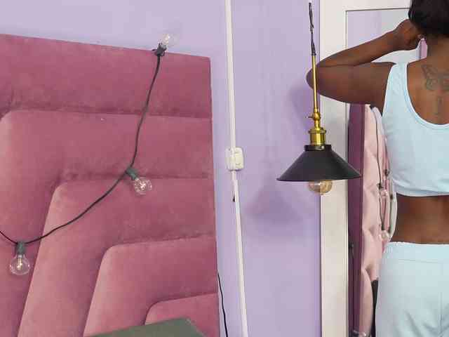 kinkyandsavage webcam