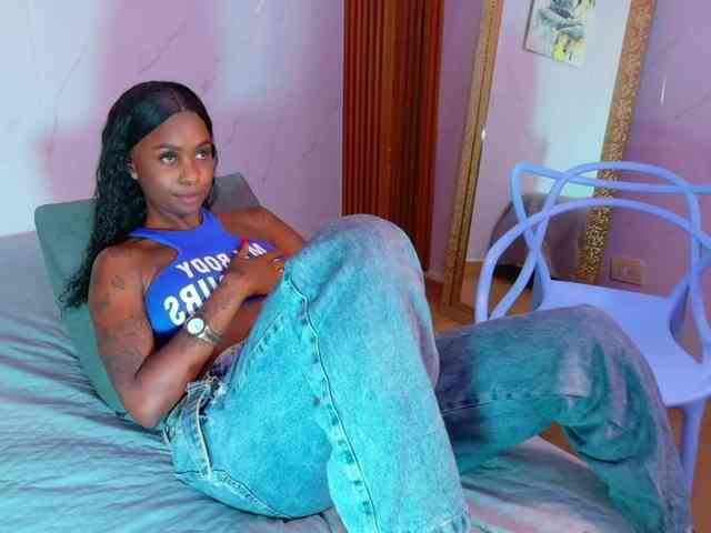 kinkyandsavage webcam