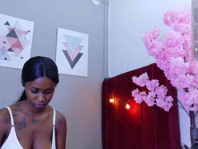 kinkyandsavage webcam
