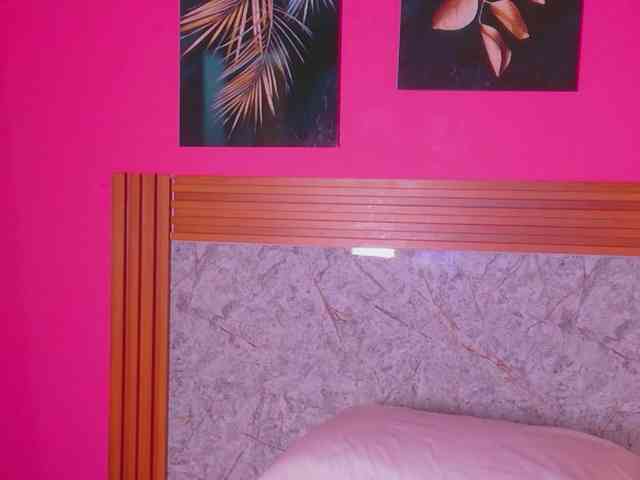 kinkyandsavage webcam