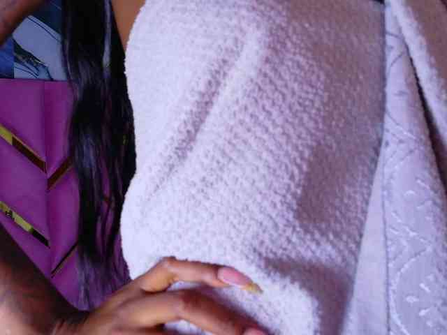 kinkyandsavage Live Webcam on BongaCams