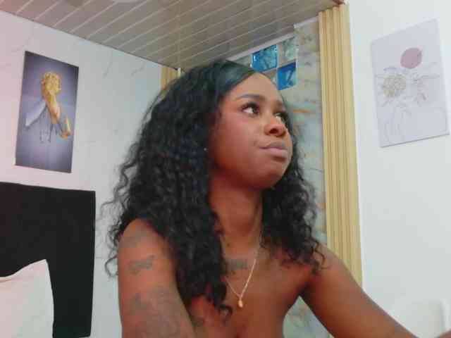 kinkyandsavage webcam