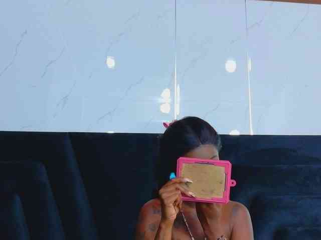 kinkyandsavage webcam