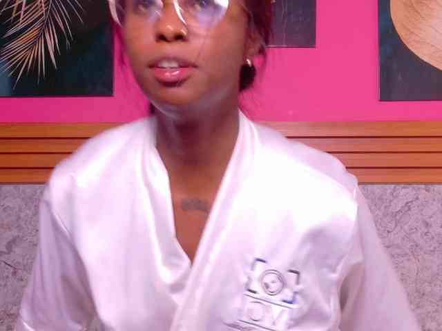 kinkyandsavage webcam