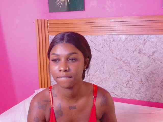 kinkyandsavage webcam