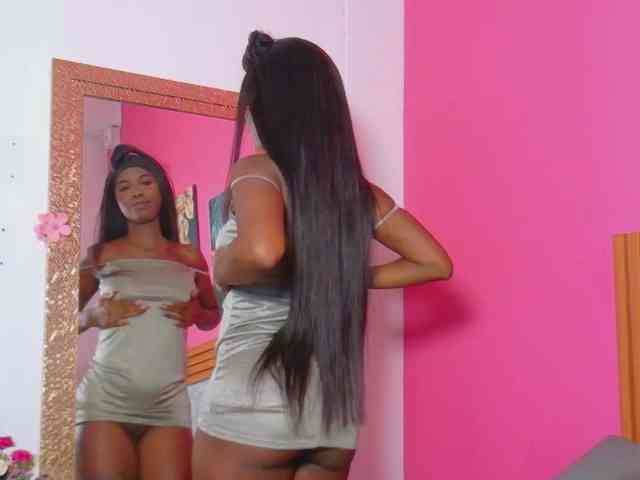 kinkyandsavage webcam