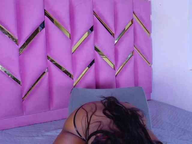 kinkyandsavage Live Webcam on BongaCams