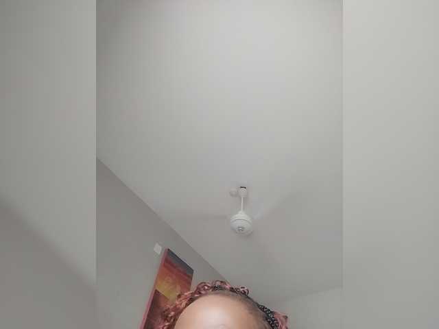 Camdolie live cam on BongaCams