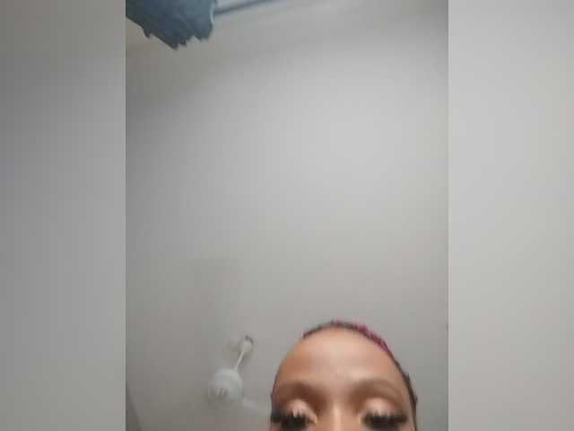 Camdolie live cam on BongaCams