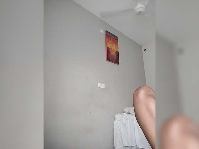 Camdolie live cam on BongaCams