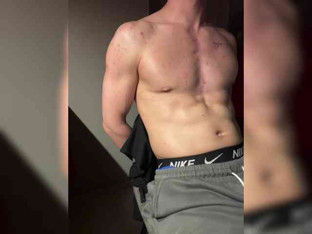 -HUGOo- Sex Cam Show