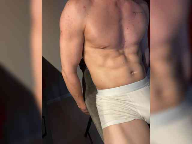 -HUGOo- Sex Cam Show